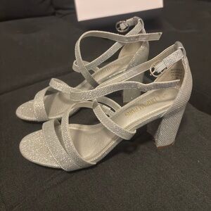 Dream Pairs Silver Strappy Heels